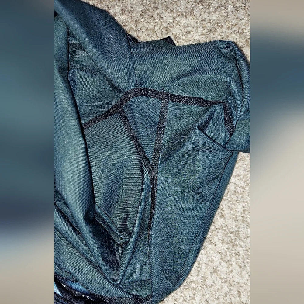 SPANX Black and Blue Abstract Leggings and Top Set Size S - Picture 3 of 4